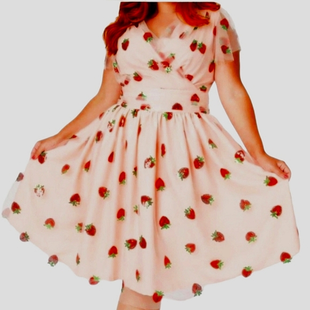Nwot Magnolia Park Peach w/ Sequined Strawberries Faux Wrap Flutter Sleeve Dress